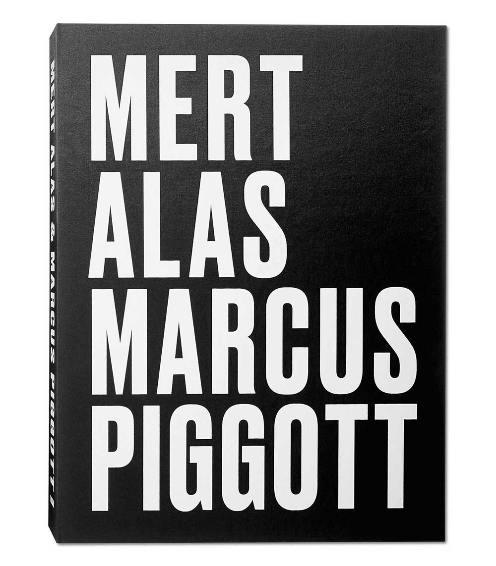 Mert Alas & Marcus Piggott Taschen