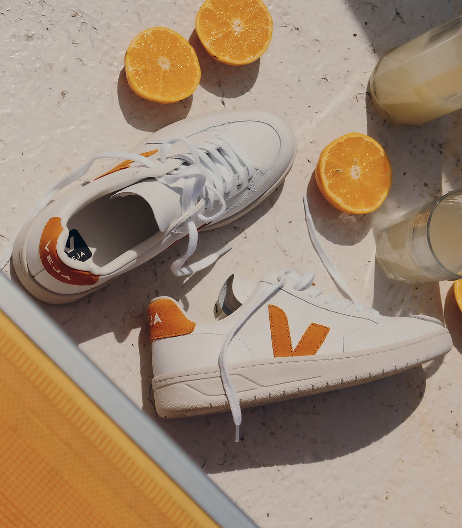 Sneakers V-12 Leather White Pumpkin