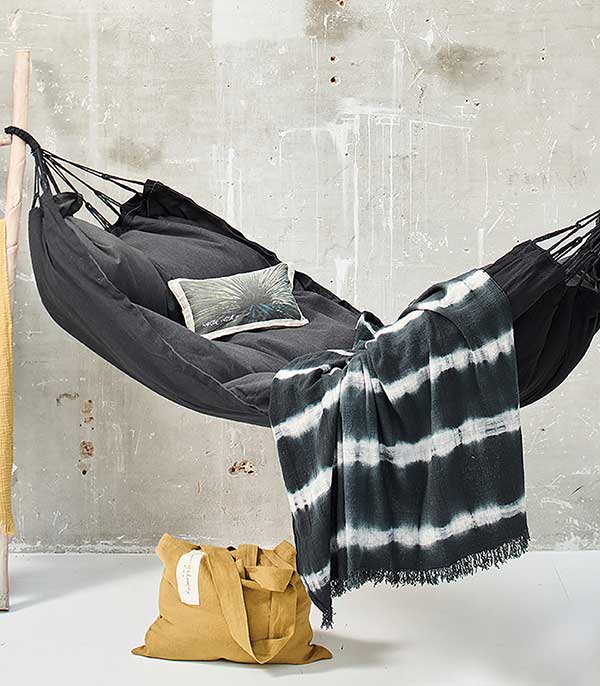 Hamac outdoor Bed and Philosophy