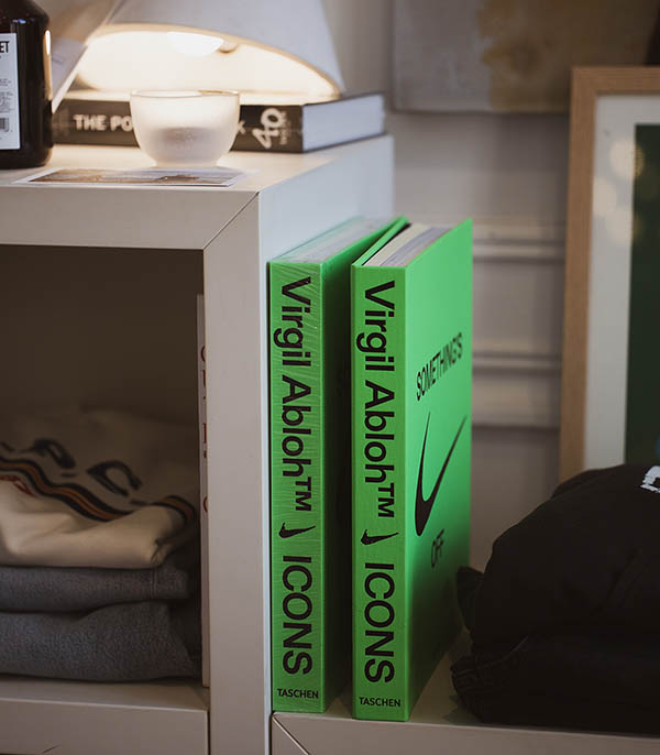 Book Icons Nike x Virgil Abloh Taschen