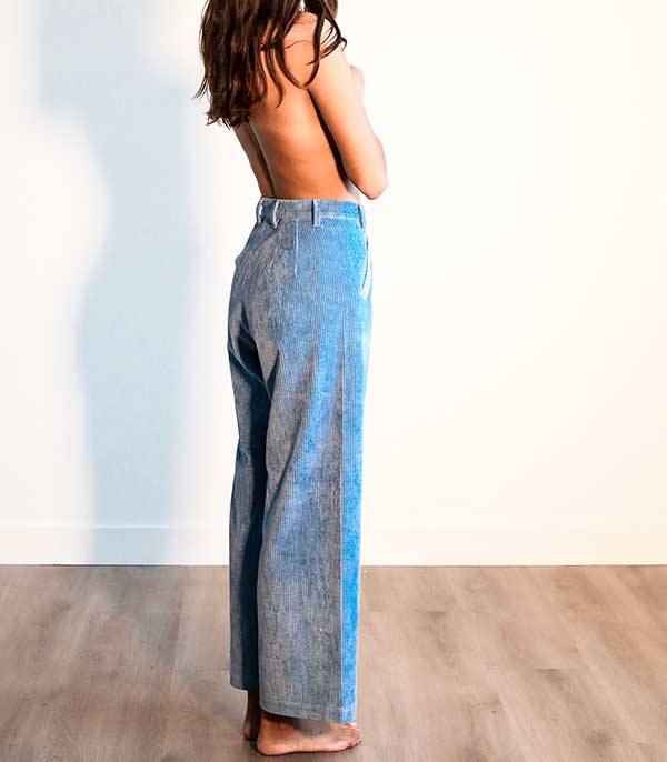 Pantalon en velours côtelé Lena Ciel Mii