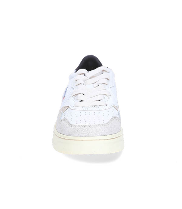 Baskets 01 Low Crack Nabuk Black Autry