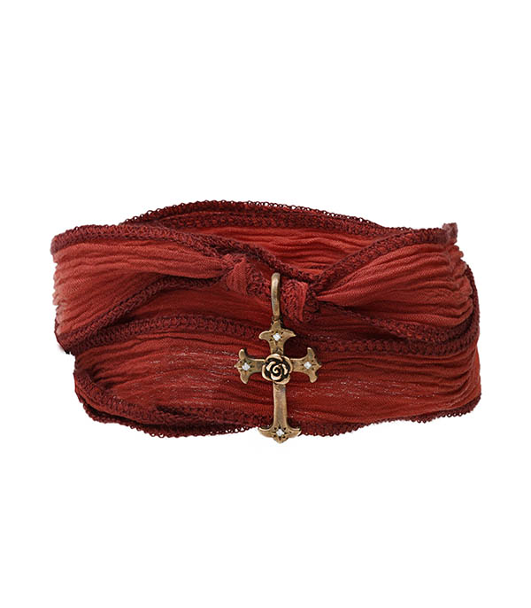 Silk bracelet to tie and Mariel Cross charm in bronze and diamond Catherine Michiels
