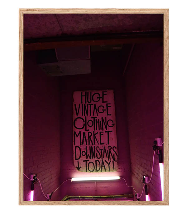 Vintage Market framed picture 30x40cm Lola James Harper