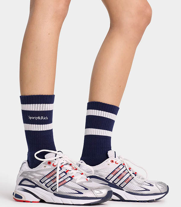 Serif Logo striped Navy Sporty & Rich socks