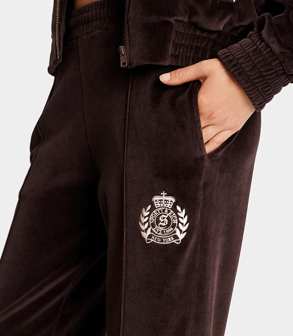 NY Crest Chocolate/Cream Sporty & Rich velour sweatpants