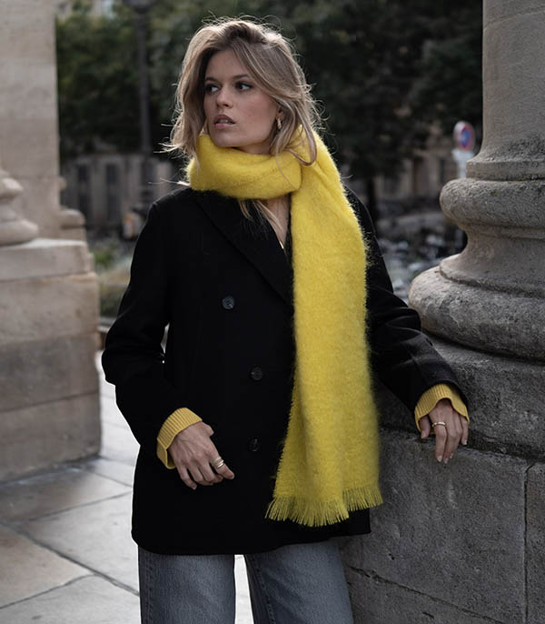 Écharpe Square Jaune Roseanna