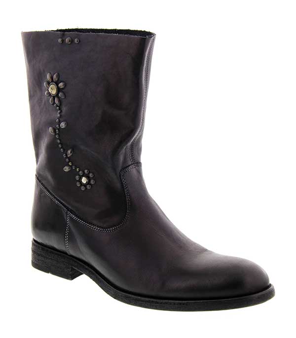 Sienna leather and flower boots HTC Los Angeles