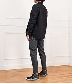Tenue portée avec Pantalon Homme Mia