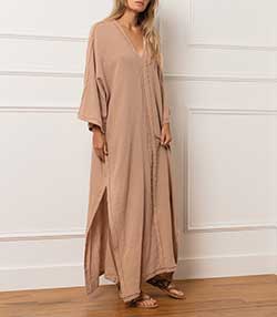 Tenue portée avec Robe Kaftan Kulwa Antique Rose
