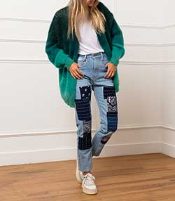 Tenue portée avec Jean mom Bleach Patchs