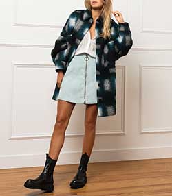 Tenue portée avec Jupe Fantomette en agneau velours