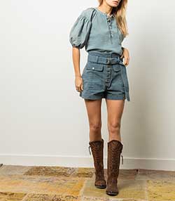 Tenue portée avec Short Clive
